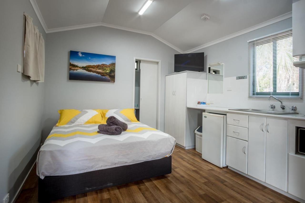 Kimberleyland Waterfront Holiday Park Кунунарра Экстерьер фото